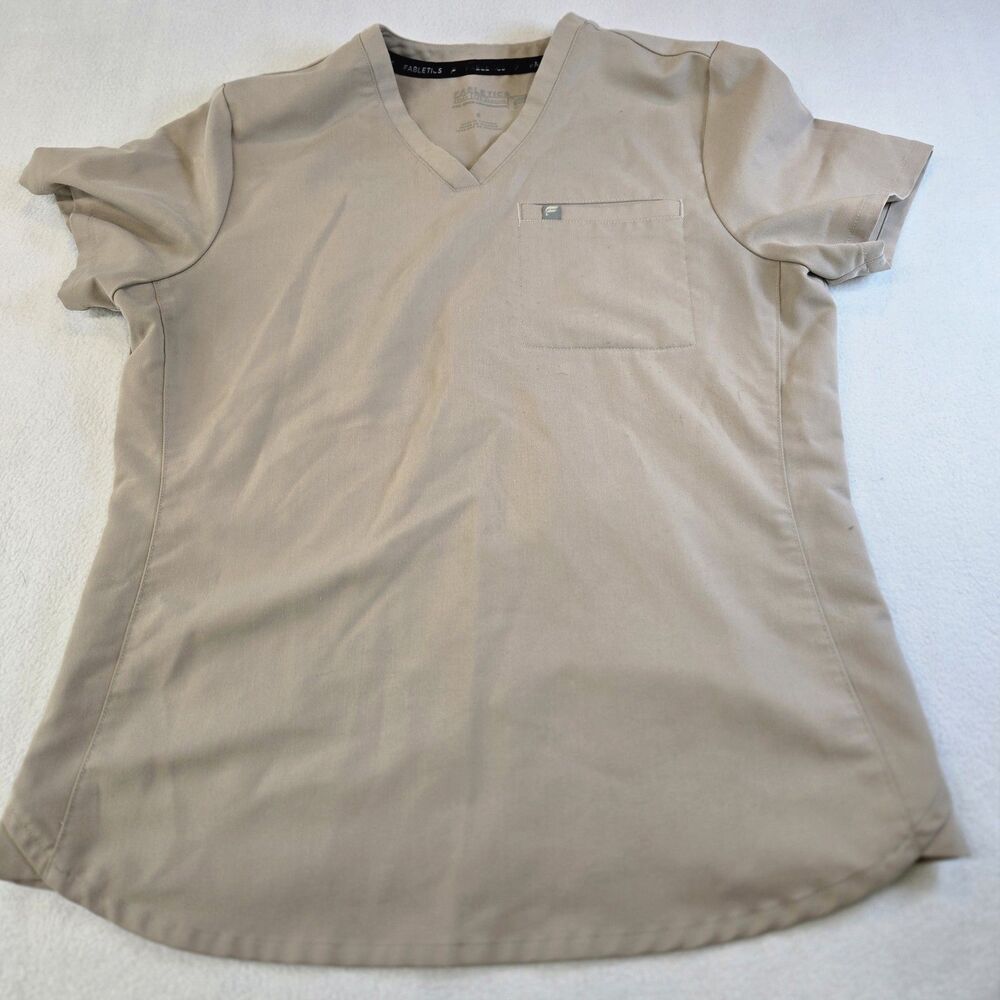 Women's Fabletics 1-Pocket Scrubs Top Shirt Size S Beige / Desert Tan